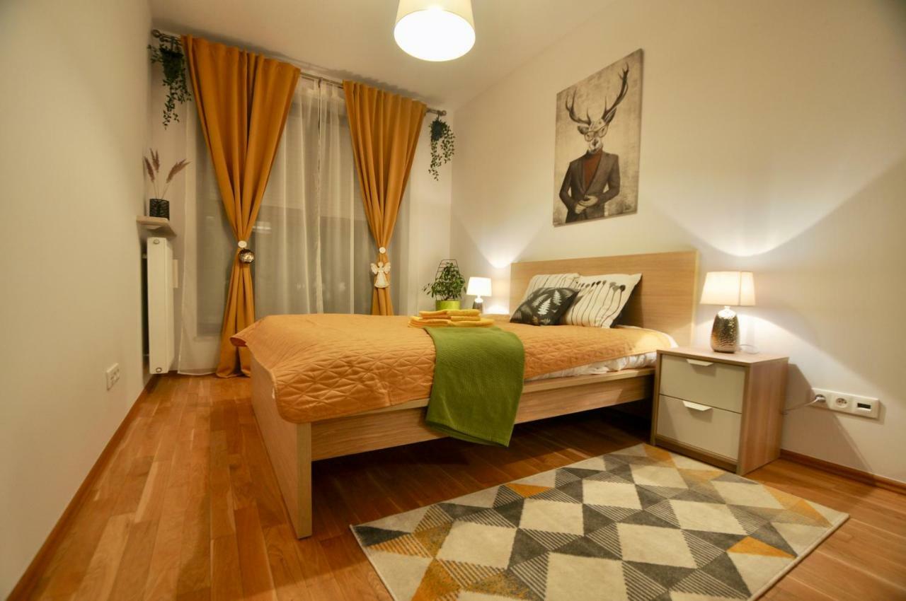 Mlociny Metro Apartment Varsovia Exterior foto